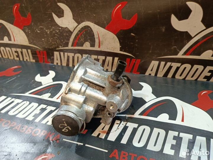 Кронштейн масляного фильтра Volkswagen Jetta/Bora