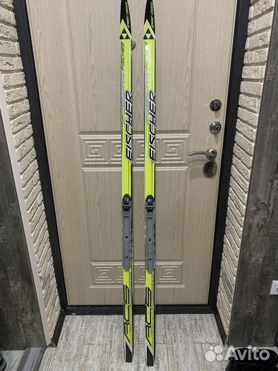 Лыжи беговые Fisher