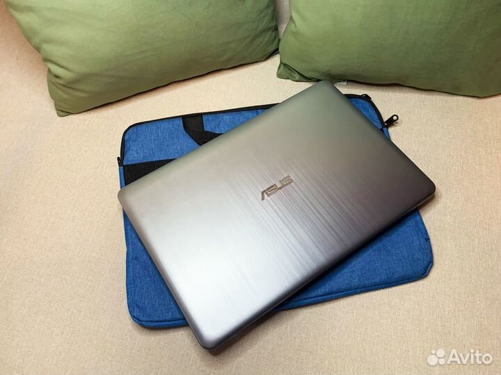Ноутбук Asus X540BA 2020 года + Новая сумка