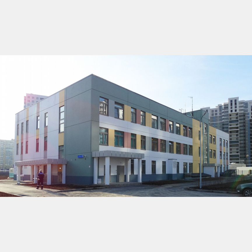 4-к. квартира, 98 м², 4/24 эт.