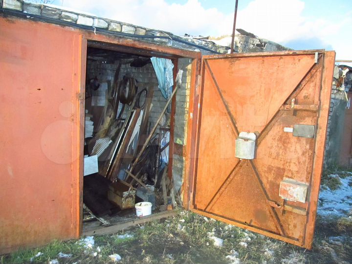 Гараж, > 30 м²