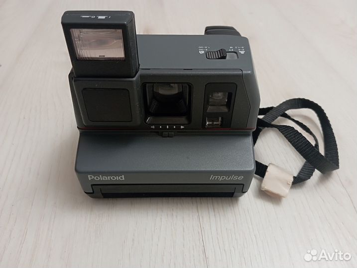 Polaroid impulse