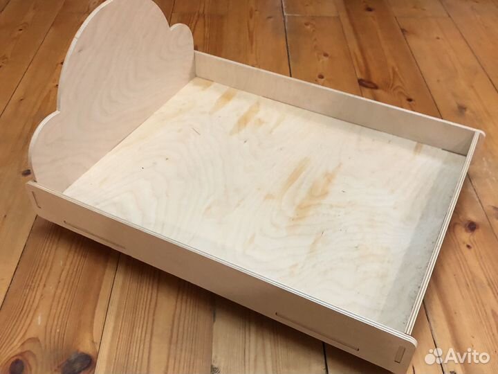 Кроватка для маленькой собачки