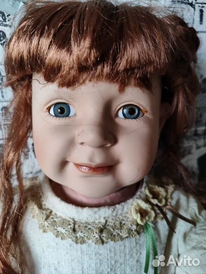 Кукла фарфоровая большая