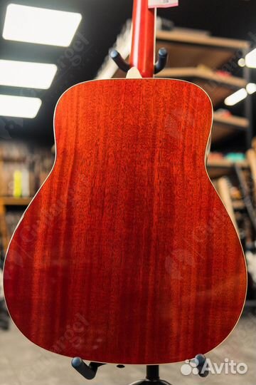 Yamaha FG820 autumn burst