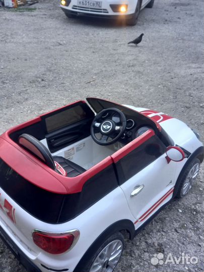 Продам детский электромобиль