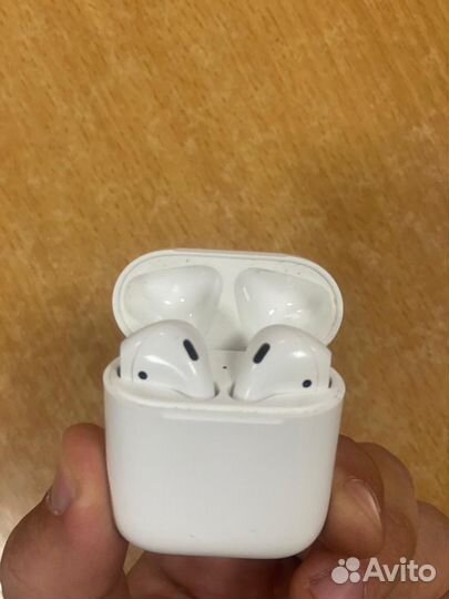 Беспроводные наушники apple airpods 2