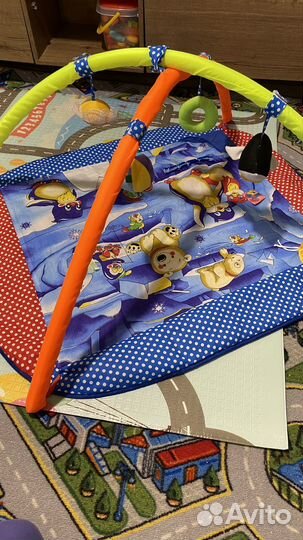 Развивающий коврик