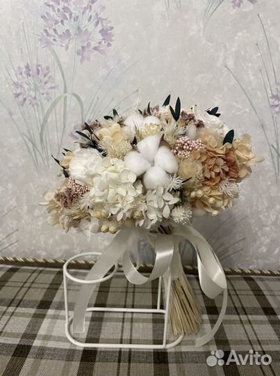 Свадебный букет невесты из сухоцветов