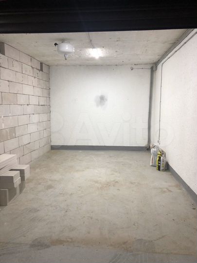 Машиноместо, 18 м²