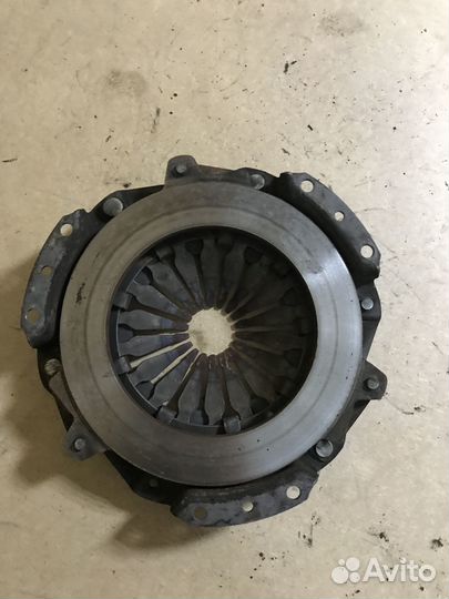 Маховик рено симбол 1,4л. K7J