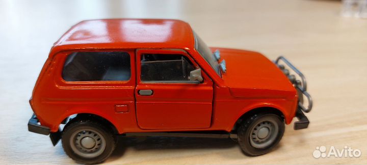 Масштабная модель автомобиля Ваз 21213 