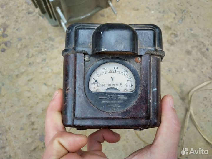 Стабилизатор напряжения бу СССР