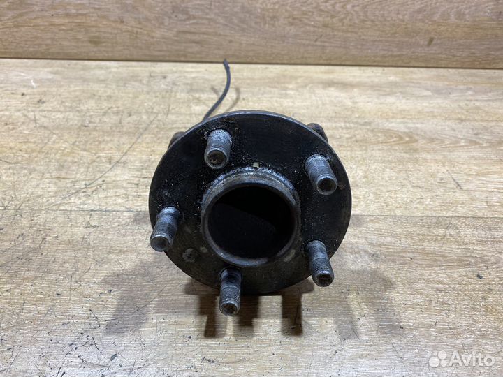 Ступица задняя правая Ford S-MAX, Galaxy 2