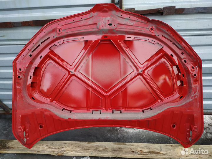 Капот Skoda Octavia