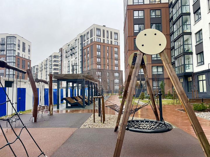 3-к. квартира, 82 м², 1/9 эт.