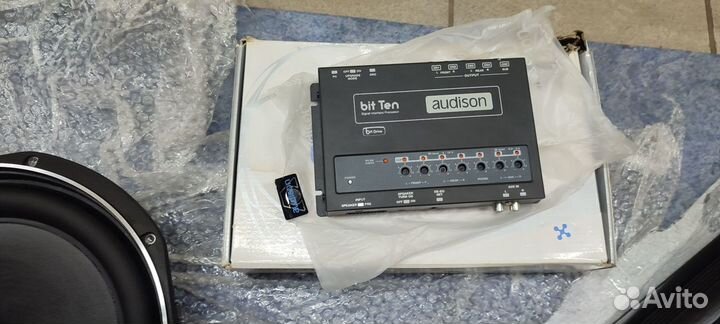 E.O.S. T1500 le