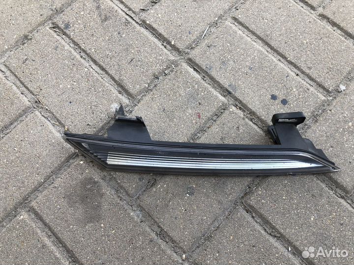 Отражатель правый Murano Z51