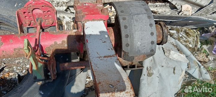 Ось CAF с полуприцепа