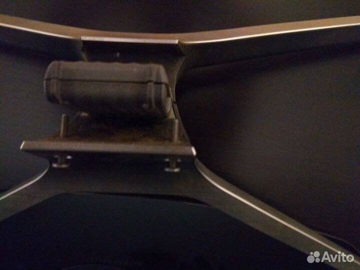 Подставка под телевизор