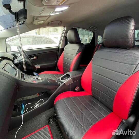 Чехлы на Toyota Prius