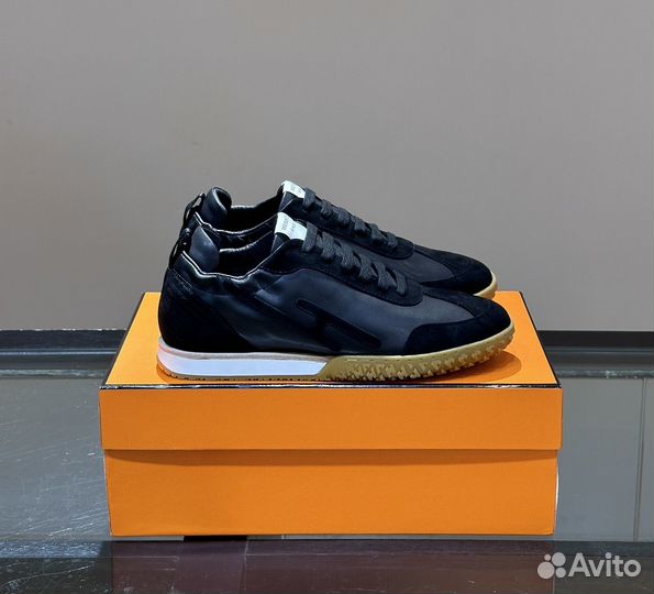 Кроссовки мужские hermes