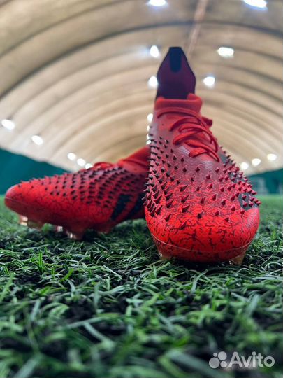 Деткие бутсы adidas predator freak