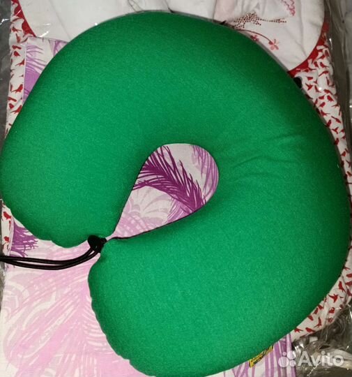 Подушка для путешествий