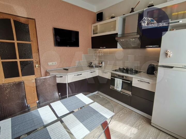 3-к. квартира, 81,9 м², 2/5 эт.