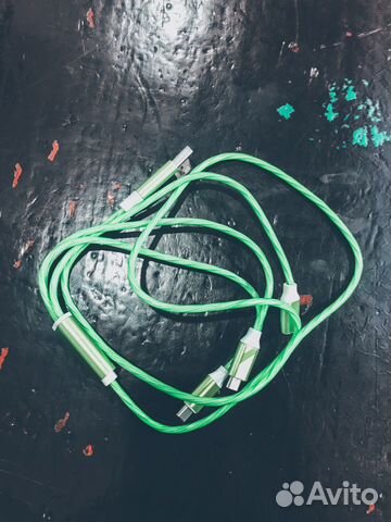 Провод для зарядки телефона