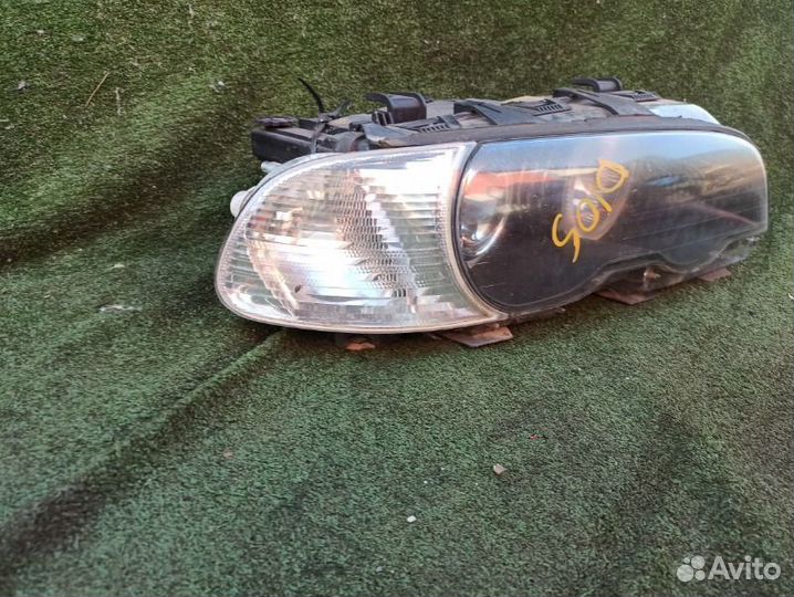 Фара правая Bmw E46