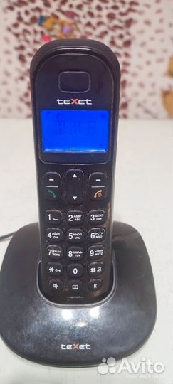 Кнопочный телефон