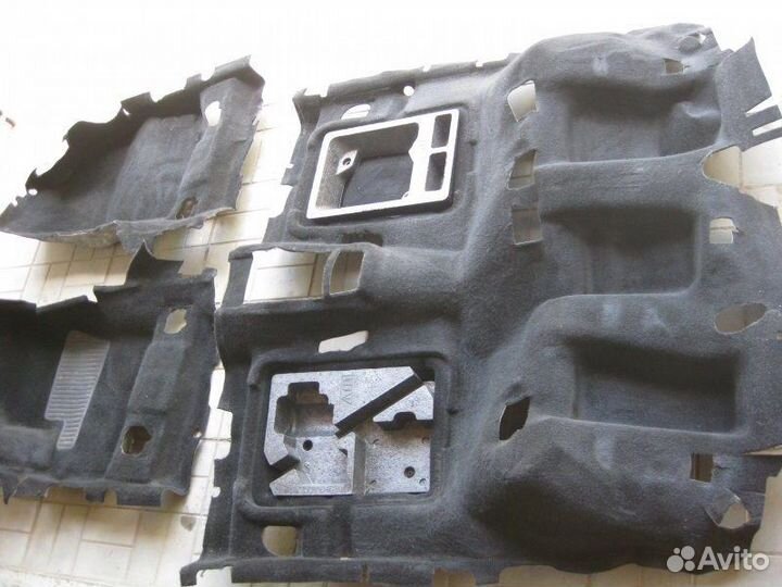 Покрытие напольное Ford Kuga G6DG 2.0 дизель 2008