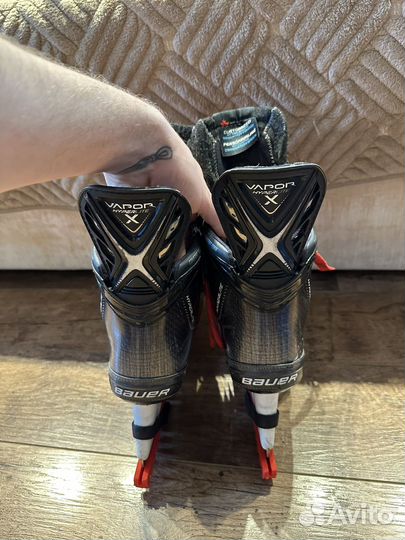 Коньки bauer hyperlite custom