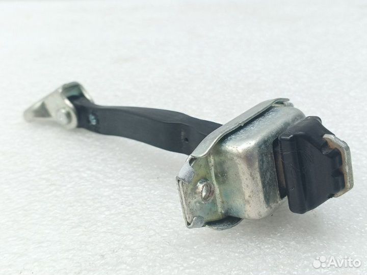 Ограничитель двери задний правый Mitsubishi Asx 3