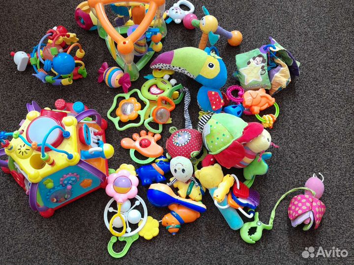 Игрушки для малышей