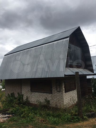 Дом 20 м² на участке 10 сот.