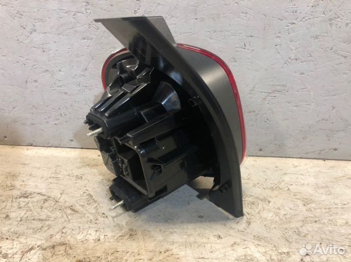 Фонарь правый Renault Duster 2