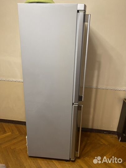 Холодильник