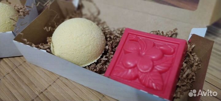 Подарок/подарочный набор (бомбочка,мыло,свеча)