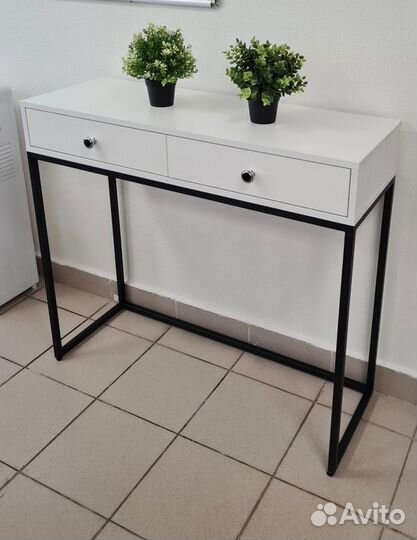 Консоль, туалетный столик на метал.каркасе