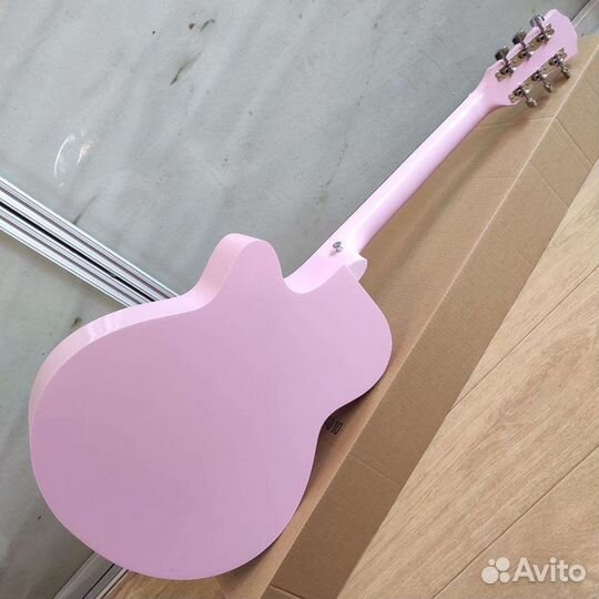 Гитара новая розовая полноразмерная