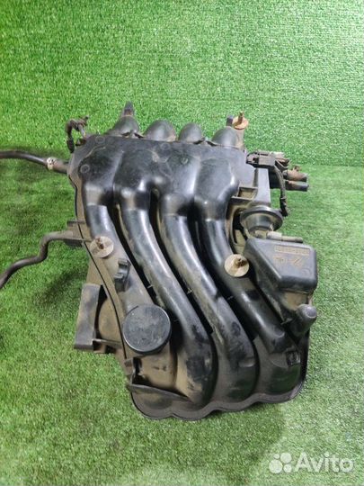 Коллектор впускной Volkswagen Golf 4 AKL 1999