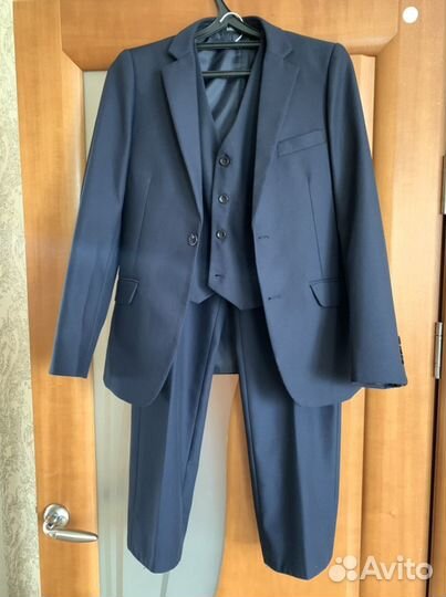 Школьный костюм мальчиковый 42 размер