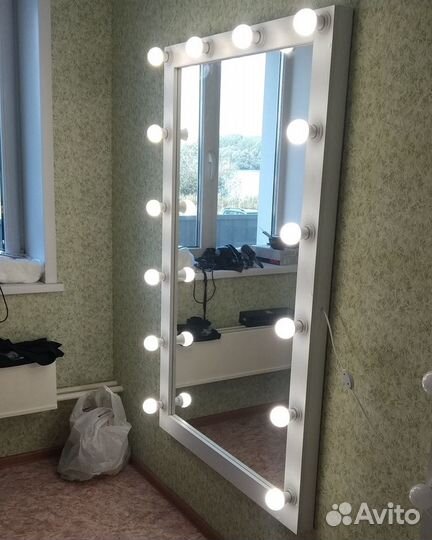 Гримерное зеркало