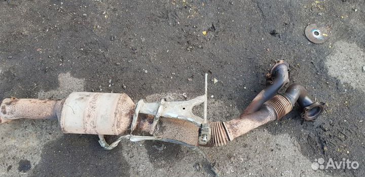 Приёмная труба глушителя Volvo Xc90 универсал 2.9