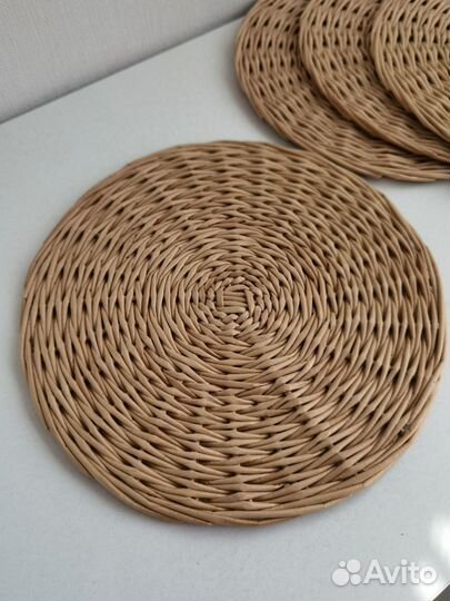 Сервировочная салфетка плетеная