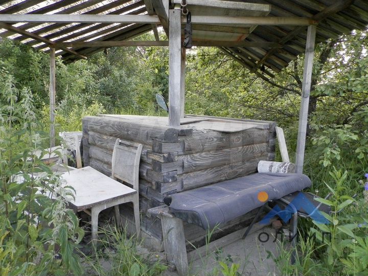 Дом 27,3 м² на участке 22 сот.