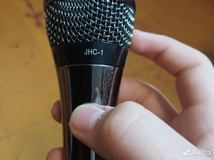 Продам микрофон LG JHC1