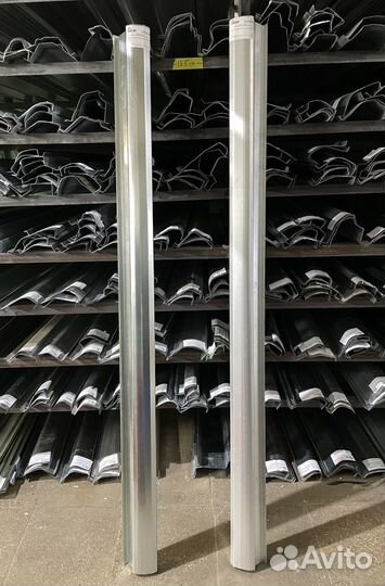 Порог правый Toyota Auris E150, Blade 2006-2012 (1